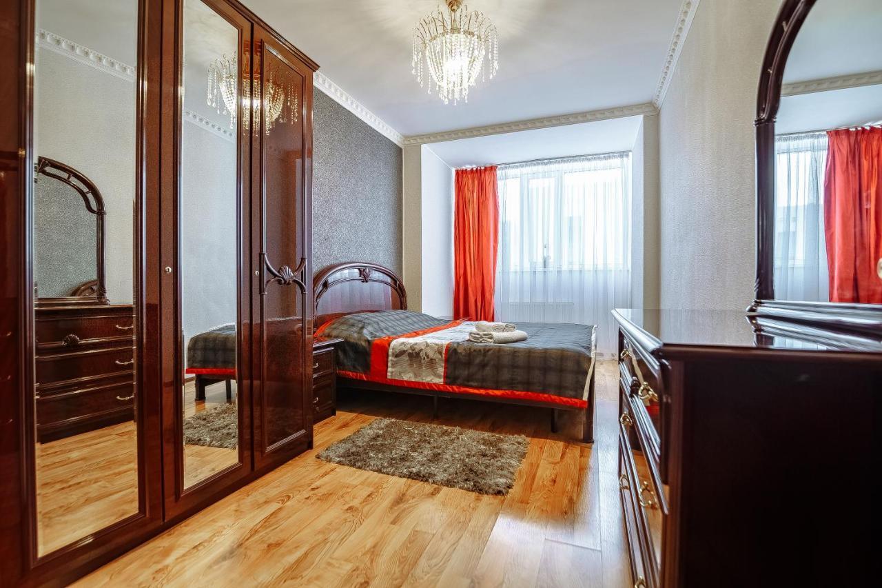 Two Bedroom Apartment On Syganak Street 64-1 Astana Luaran gambar
